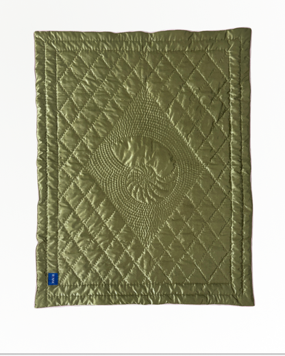 Nautilus Yorgan Blanket - Olive