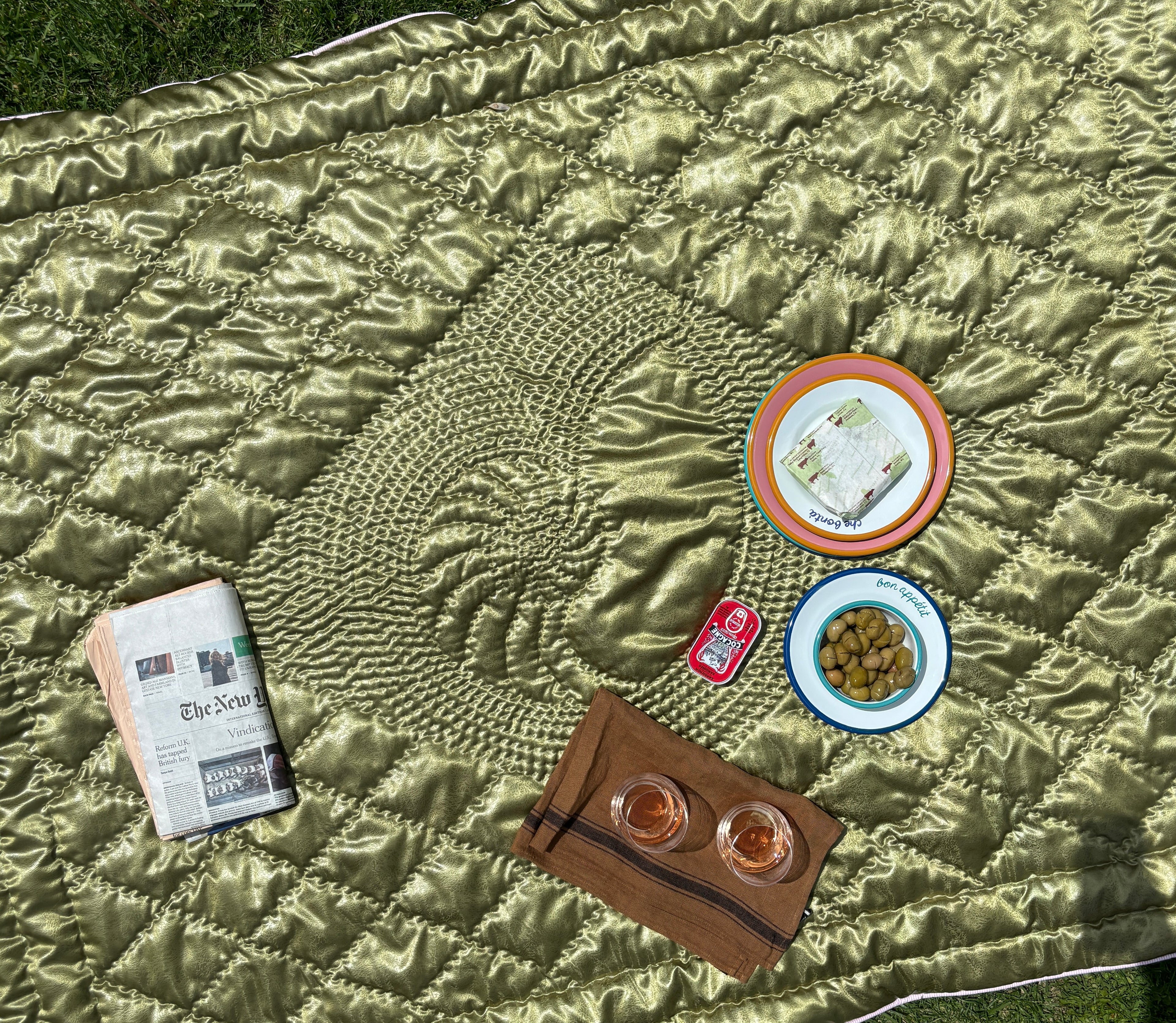 Nautilus Yorgan Blanket