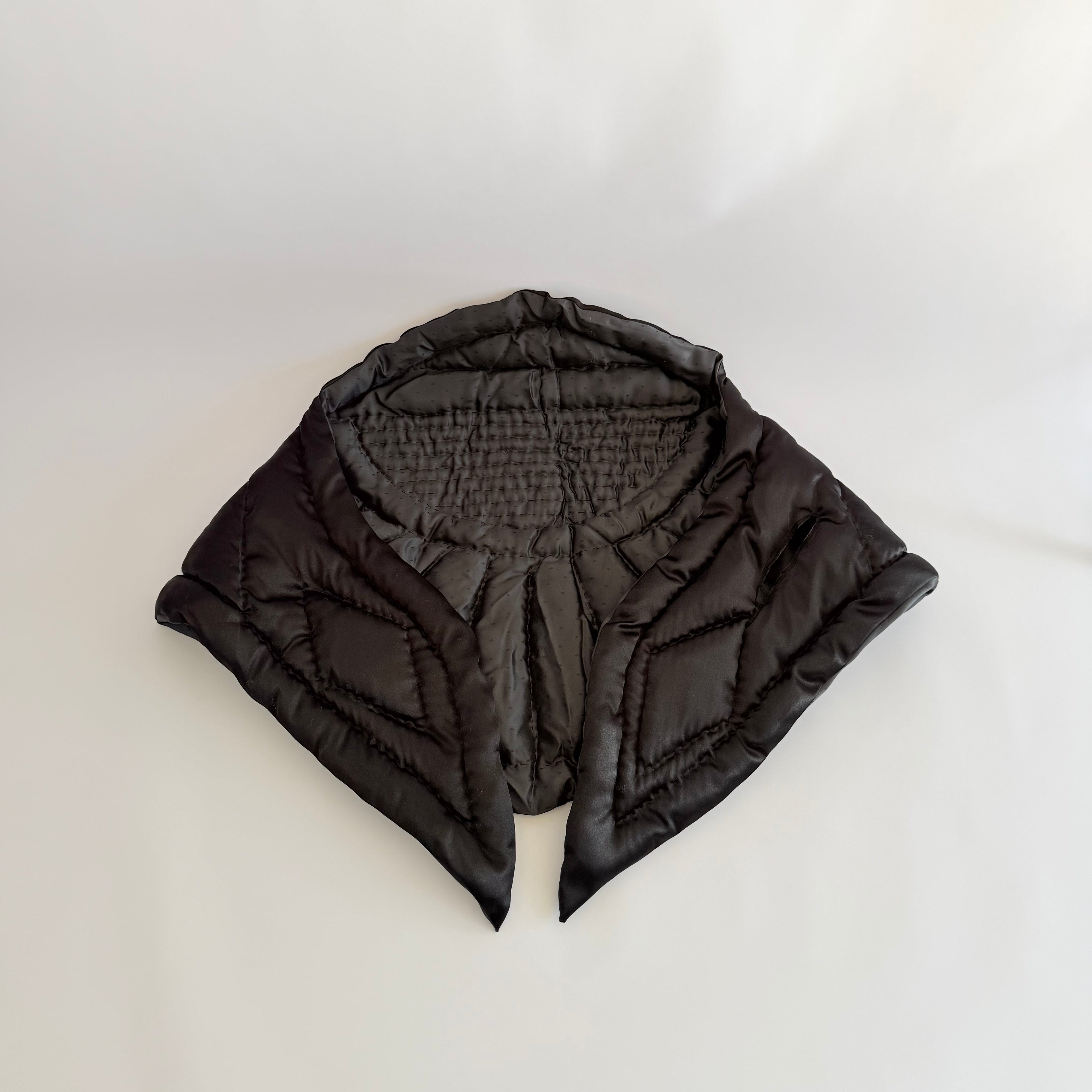 Triangle Yorgan Scarf