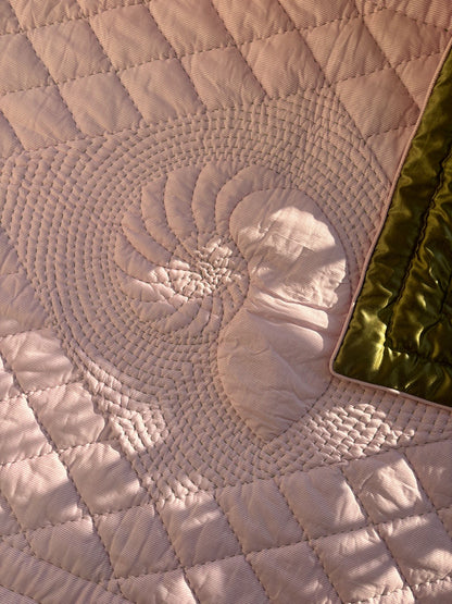 Nautilus Yorgan Blanket - Olive